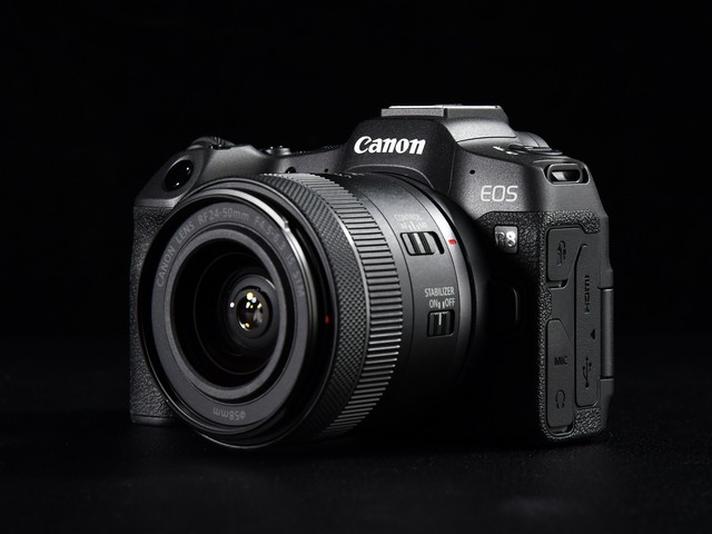 佳能EOS R8