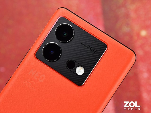 iQOO Neo8 Pro 侧边按键