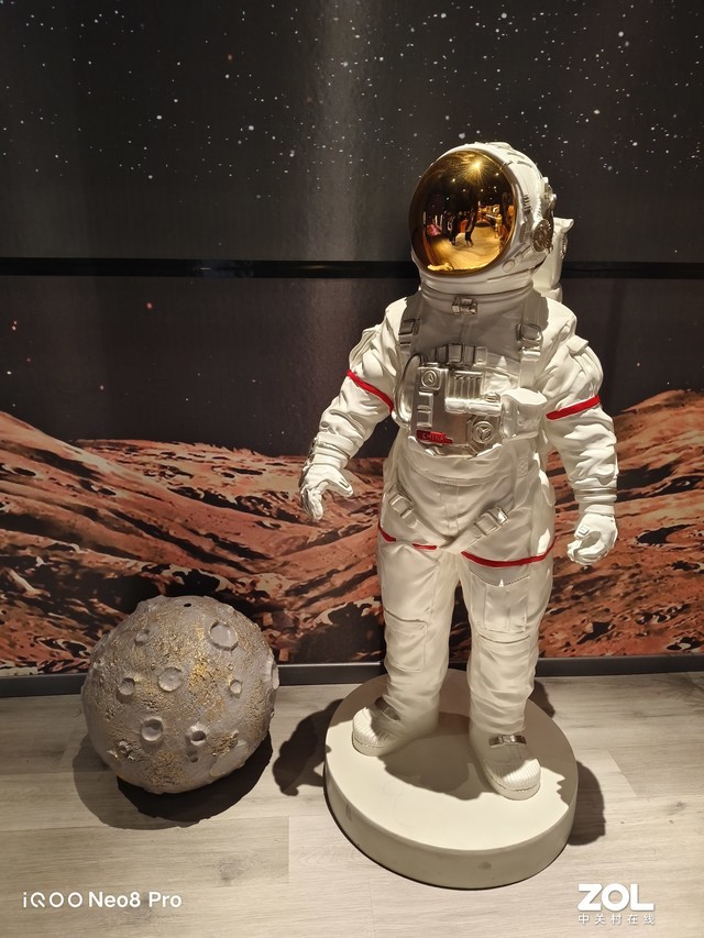 iQOO Neo8 Pro 主摄样张