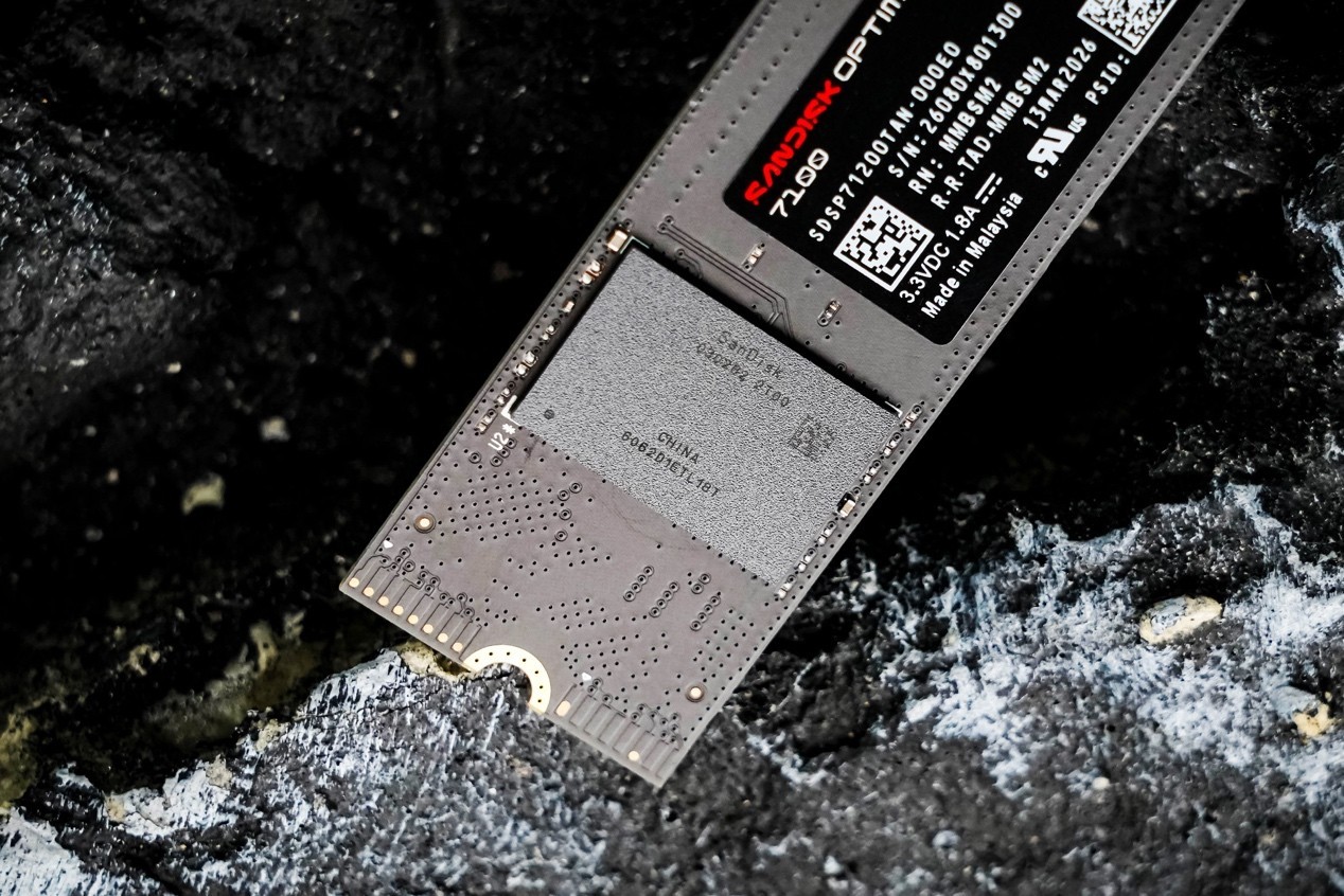 PCIe4.0 SSD火力全开:闪迪奥丁马仕GX 7100 NVMe SSD评测