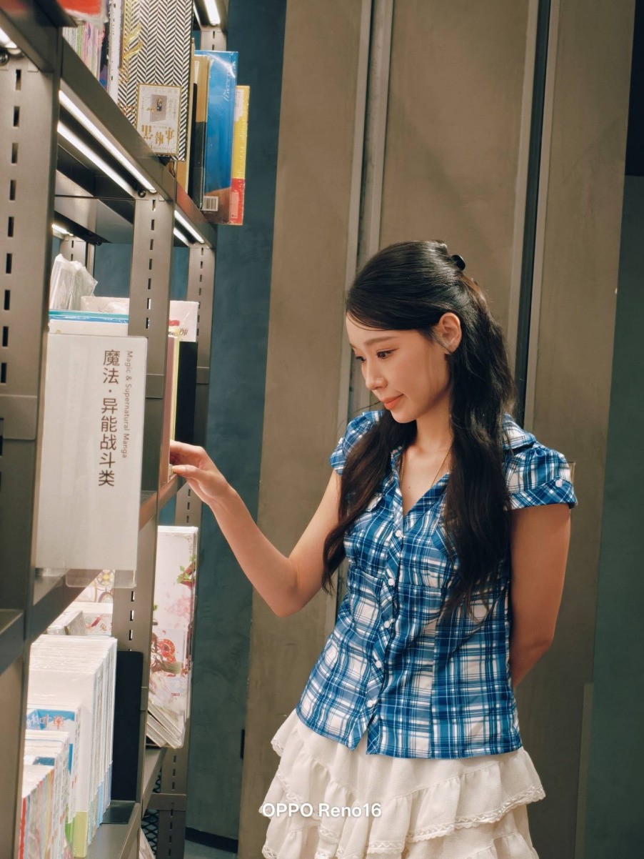OPPO Reno16 细节展示