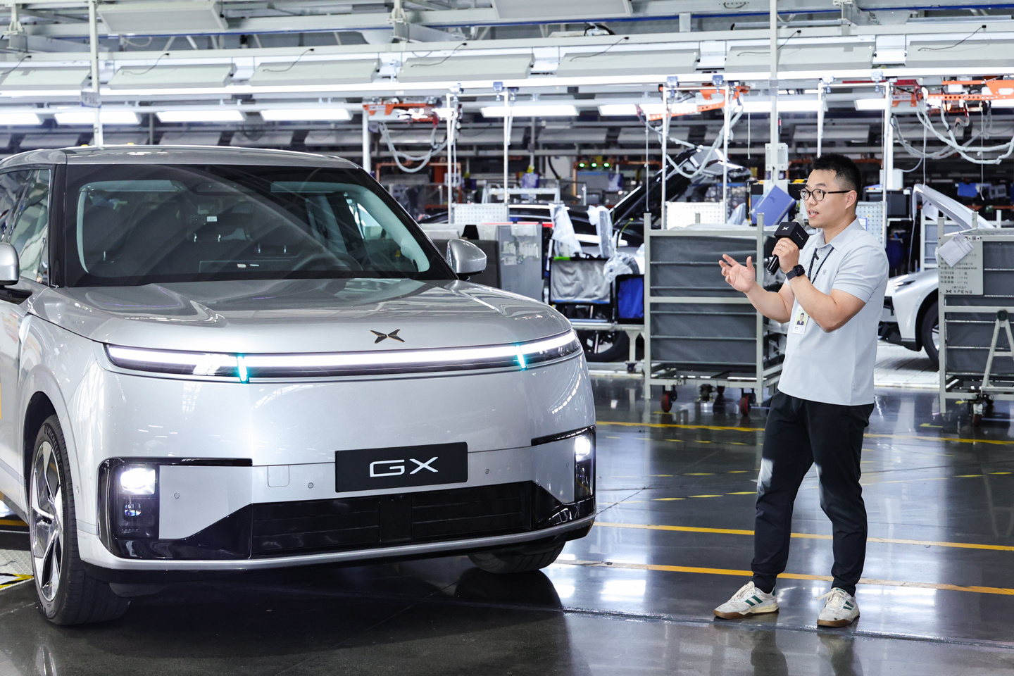 小鹏 GX Robotaxi 场景