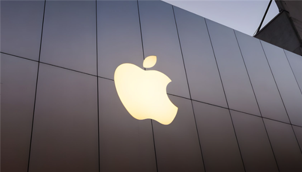 摊牌了！苹果扫光LPDDR5内存锁死iPhone定价：逼死国产安卓旗舰