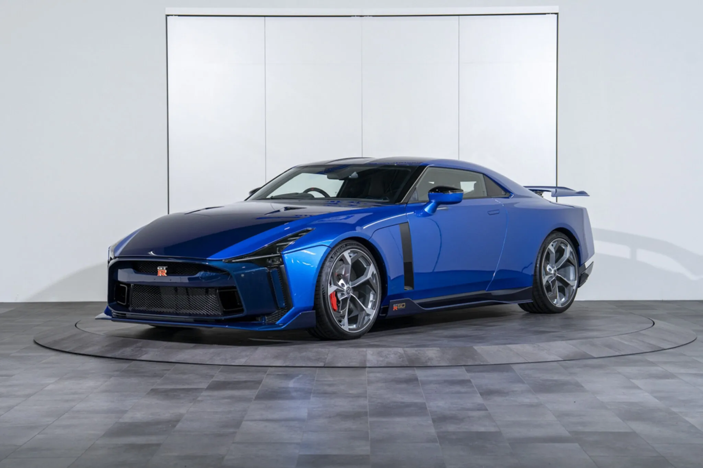全球仅 19 台的日产 GT-R50 将在日本拍卖,预估成交价最高达 1.55 亿日元