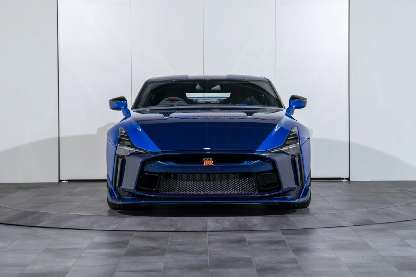 全球仅 19 台的日产 GT-R50 将在日本拍卖,预估成交价最高达 1.55 亿日元