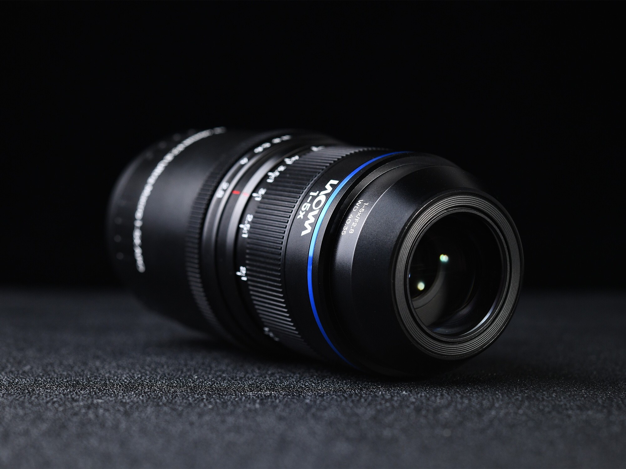 老蛙 FF 45mm F2.8 ULTRA MACRO 1-5X APO 镜头