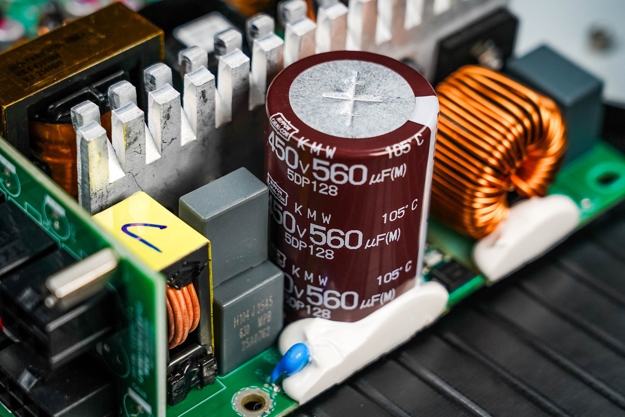 全新航嘉重火力AX850P三叉戟电源评测 氮化镓GaN加持更强更稳