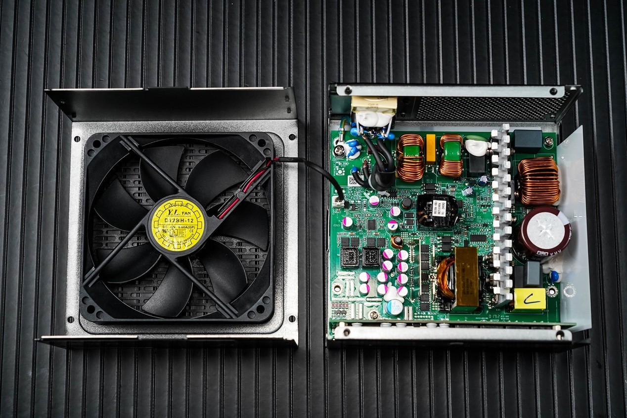 全新航嘉重火力AX850P三叉戟电源评测 氮化镓GaN加持更强更稳