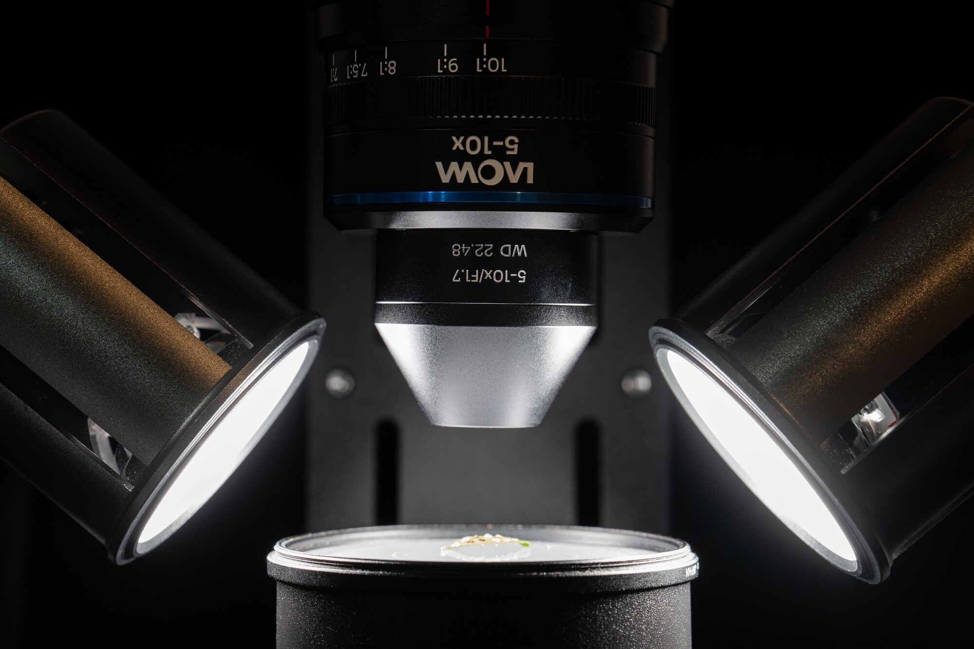 老蛙FF 45mm F2.8 ULTRA MACRO 1-5X APO与FF 17.5mm F1.7 ULTRA MACRO 5-10X APO具备长工作距离