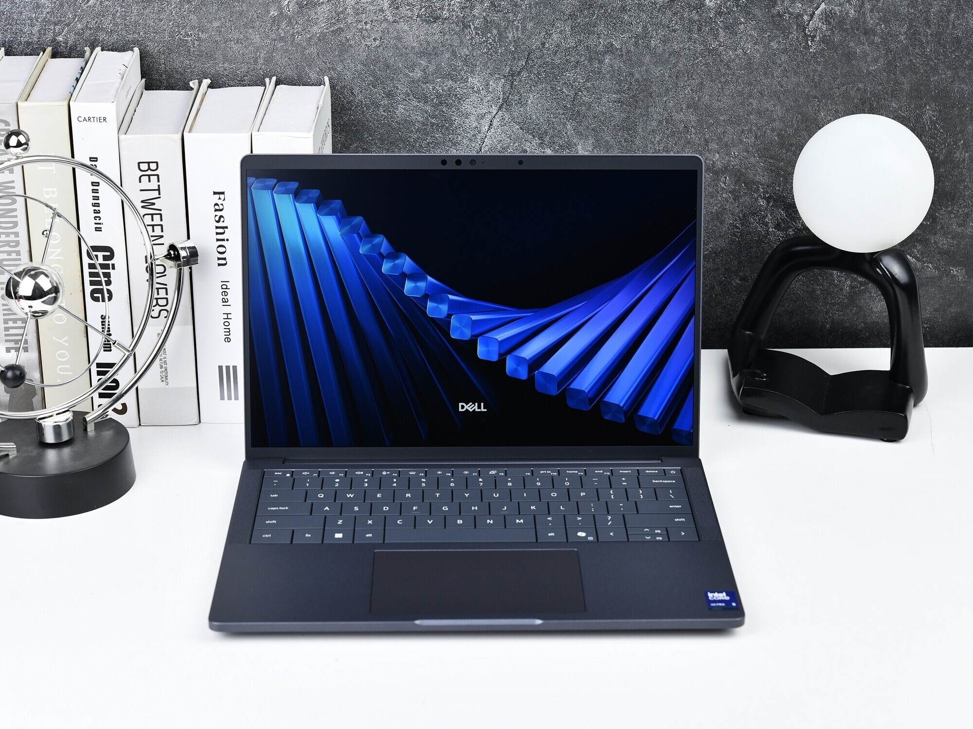 Dell Pro 14 Premium 笔记本电脑屏幕测试